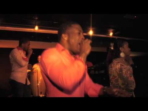 Cache Deluxe E Kara live 