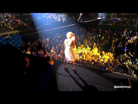 120316 Pajama party - SuperWon & MariMin [Super Show 4 in Bangkok]