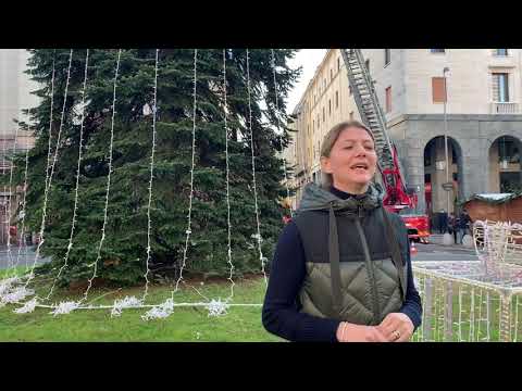 Natale a Varese: i preparativi in piazza Monte Grappa