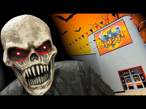 SPIRIT HALLOWEEN 2021 FLAGSHIP STORE in FORMER CIRCUIT CITY EGG HARBOR NEW JERSEY