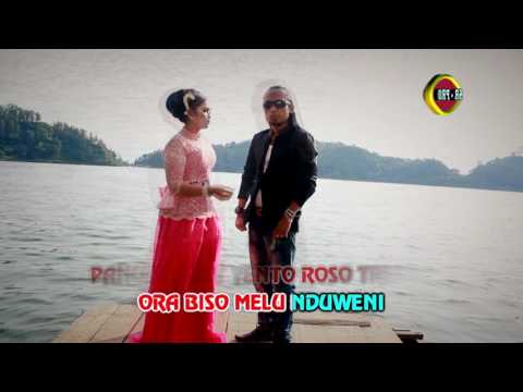 Arya Satria Feat. Lala Moet - Salah Roso Tresno | Dangdut (Official Music Video)