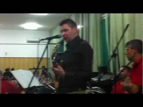 Moderato Bend na Svadba so Pojacanje