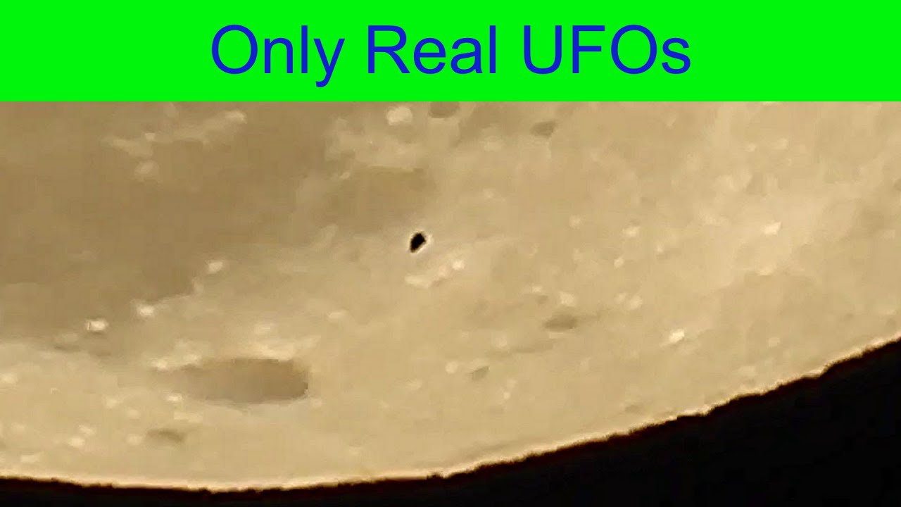 UFO was spotted while filming the moon in Florida. 4/7/2020.