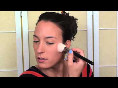 comment appliquer l'illuminateur de teint