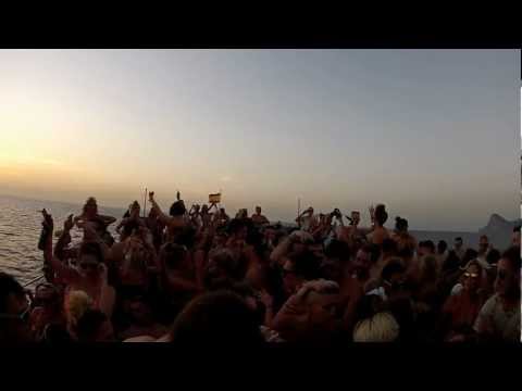 DJ Sneak on the Lost in Ibiza boat party! ( Ibiza Boat Cruises )