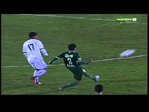 Gol contra, do meio campo, de Rodrigo Arroz. Guarani 1x2 Goiás