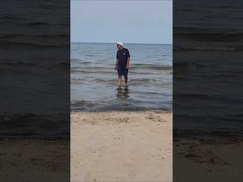 Mitro Maru Maru #punjabishorts#kulwinderbilla  #punjabireels#beach#enjoykaro