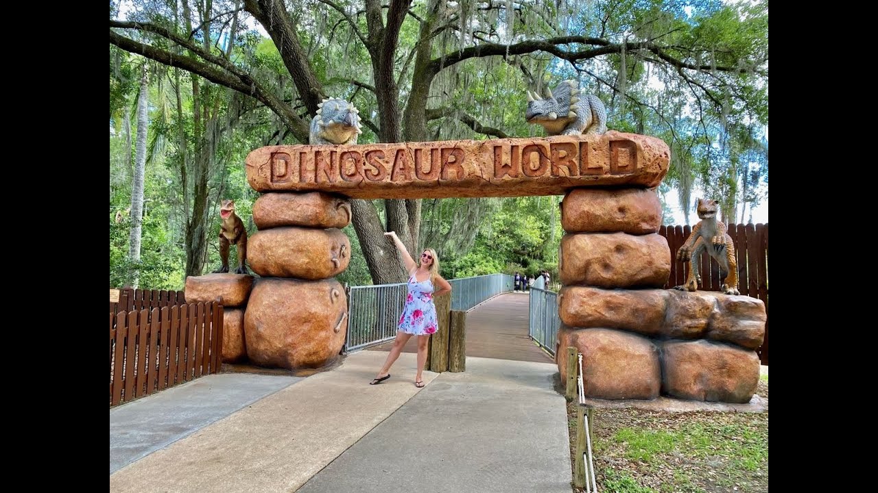 Dinosaur World Entrance Gate | Theme Park & Resort Dinosaur Gate Design | Tirupati Graphics