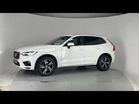 Volvo XC60 2.0 T8 R-DESIGN PHEV AWD **FULL BLACK H - Image 2