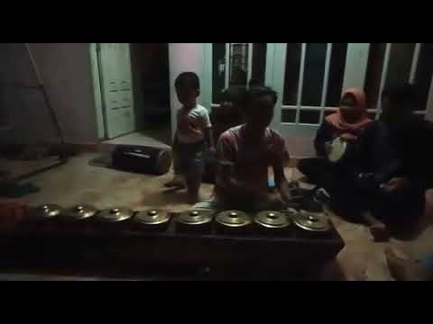 Musik tradisional calempong cover instrumen "jan putui aso" lagu dari alm rio astar.....