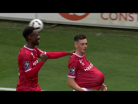 Alexis Flips enflamme le stade Auguste-Delaune d'une volée !