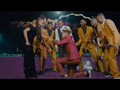 GUAPOS - C'EST BON (Video Oficial)