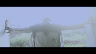 Download lagu Close Me Closet ft.Revipip - Look At Me mp3