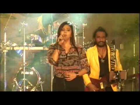 suppriya abesekara Ada hawasata ma live song