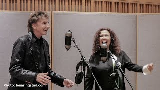 Melissa Manchester – Featuring Barry Manilow – For Me And My Gal