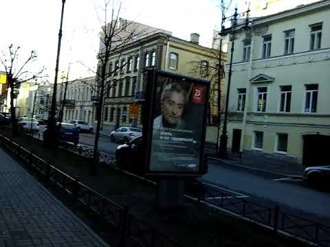 г.Санкт-Петербург. Парадная моего дома. Галерея - крытый переход из дома в дом.