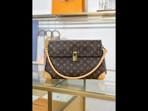 Louis Vuitton HIDE AWAY Medium Handbag M14473