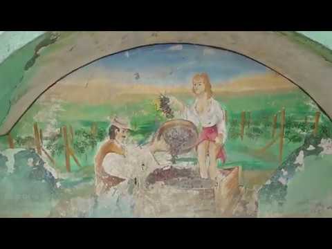 Cu bicicleta la fântânile pictate din satul Isvoarele/Gr.