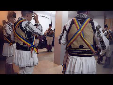 [12] Calusarii din Bosorod - la caminul cultural din Bobaia (25 decembrie 2017)