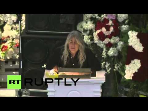 Mikkey Dee (Micael Kiriakos Delaoglou) Speaks at Lemmy Kilmister's Memorial Service
