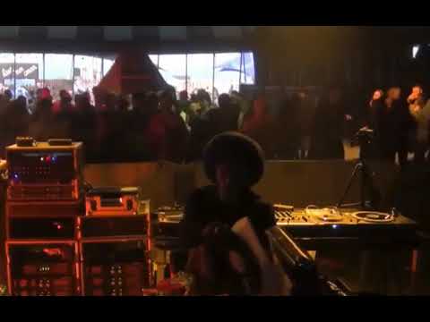 JAH SHAKA ▶️ Tena Stelin - Can't Touch Jah (Dour Festival 2018)