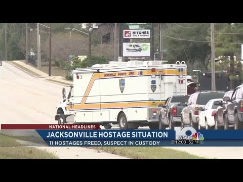 Sheriff: hostages freed, bank robbery suspect in custody