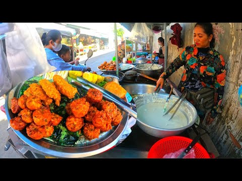 Crispy fried pork / Khmer can Cake / Cambodian street food