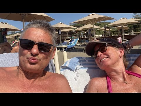 Barzelletta Tra moglie e marito on the beach - Paci