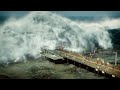 Tsunami golpea el muelle de Santa Mónica | Buck y Christopher escapan