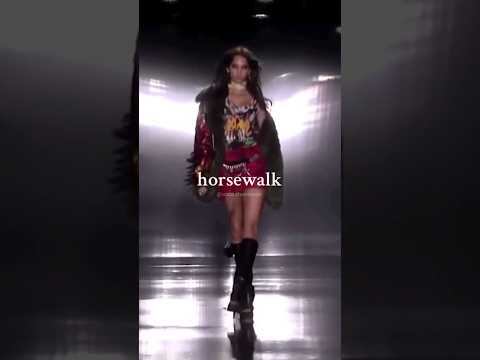 Catwalk or Horsewalk ⁉️👀 #shorts #runway #model #bellahadid #catwalk #fashion #irinashayk #naomi
