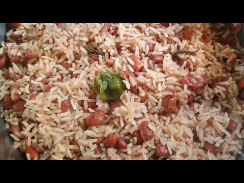 How To Prepare A Successful Pot of Jamaican Rice and Peas