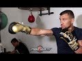 VASYL LOMACHENKO SHOWS CRAZY ACCURACY W/COMBINATIONS ON DOUBLE END BAG FOR JORGE LINARES