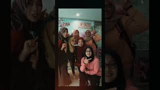 Download lagu Kita Ditakdirkan Jatuh Cinta||Kau dan aku sudah ditakdirkan bertemu#liriklagu #overlay #fypviral mp3