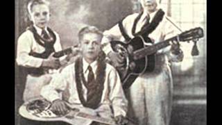 Hilo Hawaiian Orchestra - When It&#39;s Springtime In The Rockies 1930