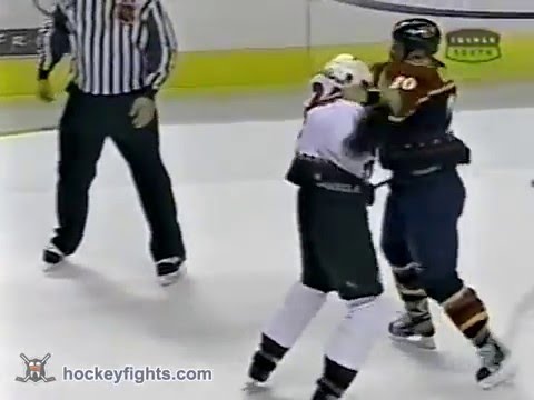 Jeff Odgers vs Darcy Hordichuk