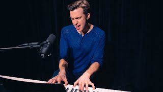 Gavin Creel sings a stunning rendition of Sara Bareilles&#39; &quot;She Used to Be Mine&quot; from Waitress