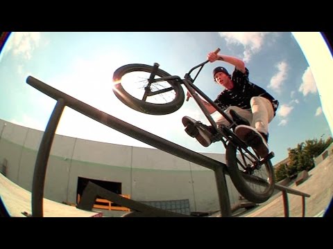 BMX - #TUESDAYSATTIP with Devon Smillie
