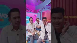 Download lagu story'wa Tik tok viral dance goyang mulut lucu versi brownies mp3