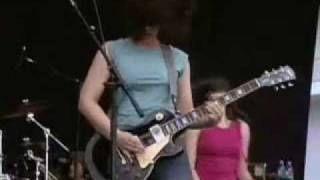 The Donnas - Do You Wanna Hit It (Live In Germany)