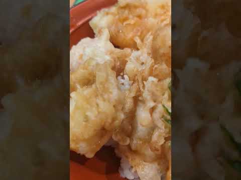 Este año, probé el delicioso juego de tazones de tempura de Kazoku-tei por primera vez ＼(^o^)／