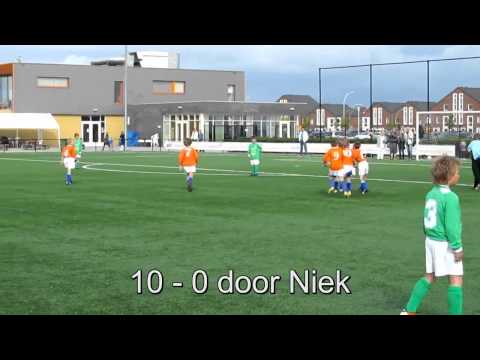 CSV'28 F9 kampioen seizoen 2010 2011 op 14 mei 2011  Tegenstander Owios F3  Eindstand 12 1