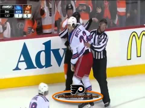 059  Apr 29, 2014 Brian Boyle vs Adam Hall New York Rangers vs Philadelphia Flyers