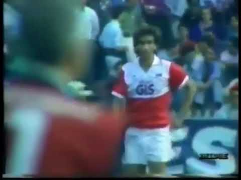 Edmar Bernardes (Pescara) - 23/10/1988 - Napoli 8x2 Pescara - 1 gol