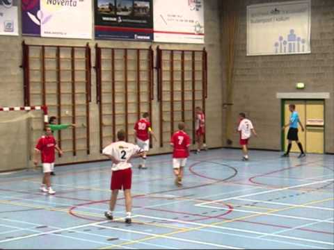 Futsal Buitenpost 1 - Renado 1 eerste helft