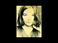 Björk : Early Version of 'Army Of Me' (Live) - Björk's Joyous Tunes Björk : Early Version of 'Army Of Me' (Live)