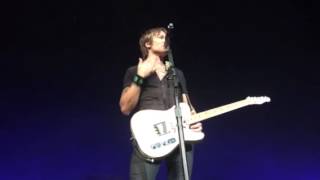 Keith Urban&#39;s story behind song Once In A Lifetime