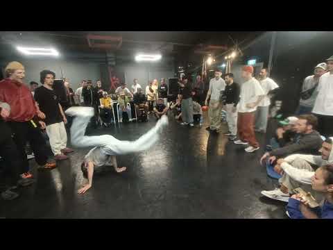 B2B Final - Unstoppabullz VS Your Troubles