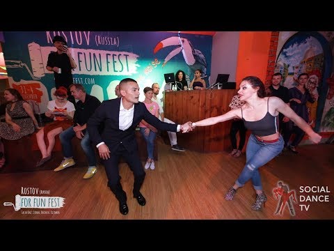 Adolfo Indacochea & Sveta Levchenko - Salsa social dancing | Rostov For Fun Fest 2019