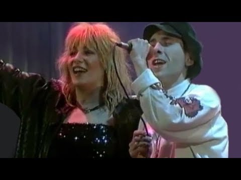 Vesna Zmijanac i Dino Merlin - Kad zamirišu jorgovani - LIVE - Poselo - (TV RTS 1989)
