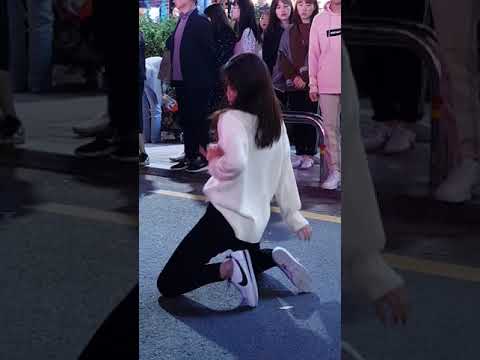 2018.10.9&걷고싶은거리&홍대&뜻밖에양꼬치앞&게스트(더데이)&연합버스킹&by큰별